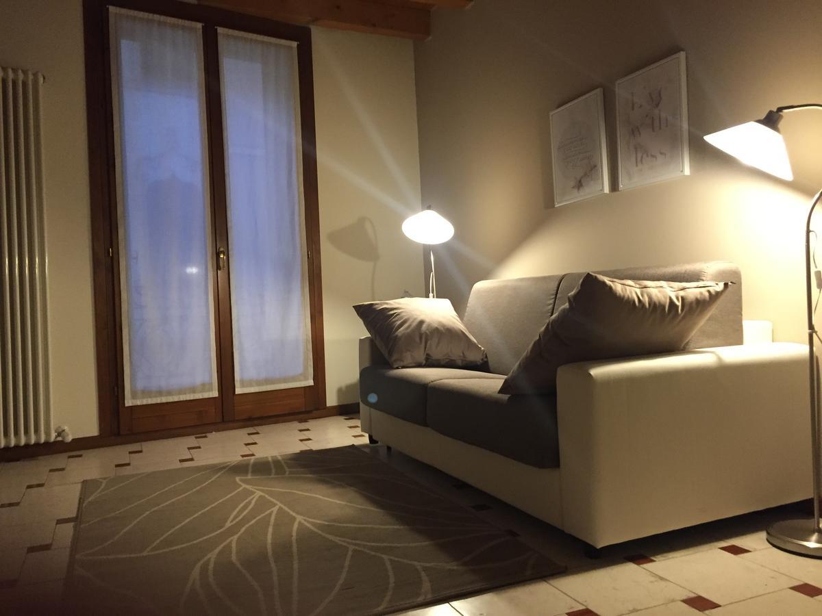 B&B Via Garibaldi ลูนิโก ภายนอก รูปภาพ